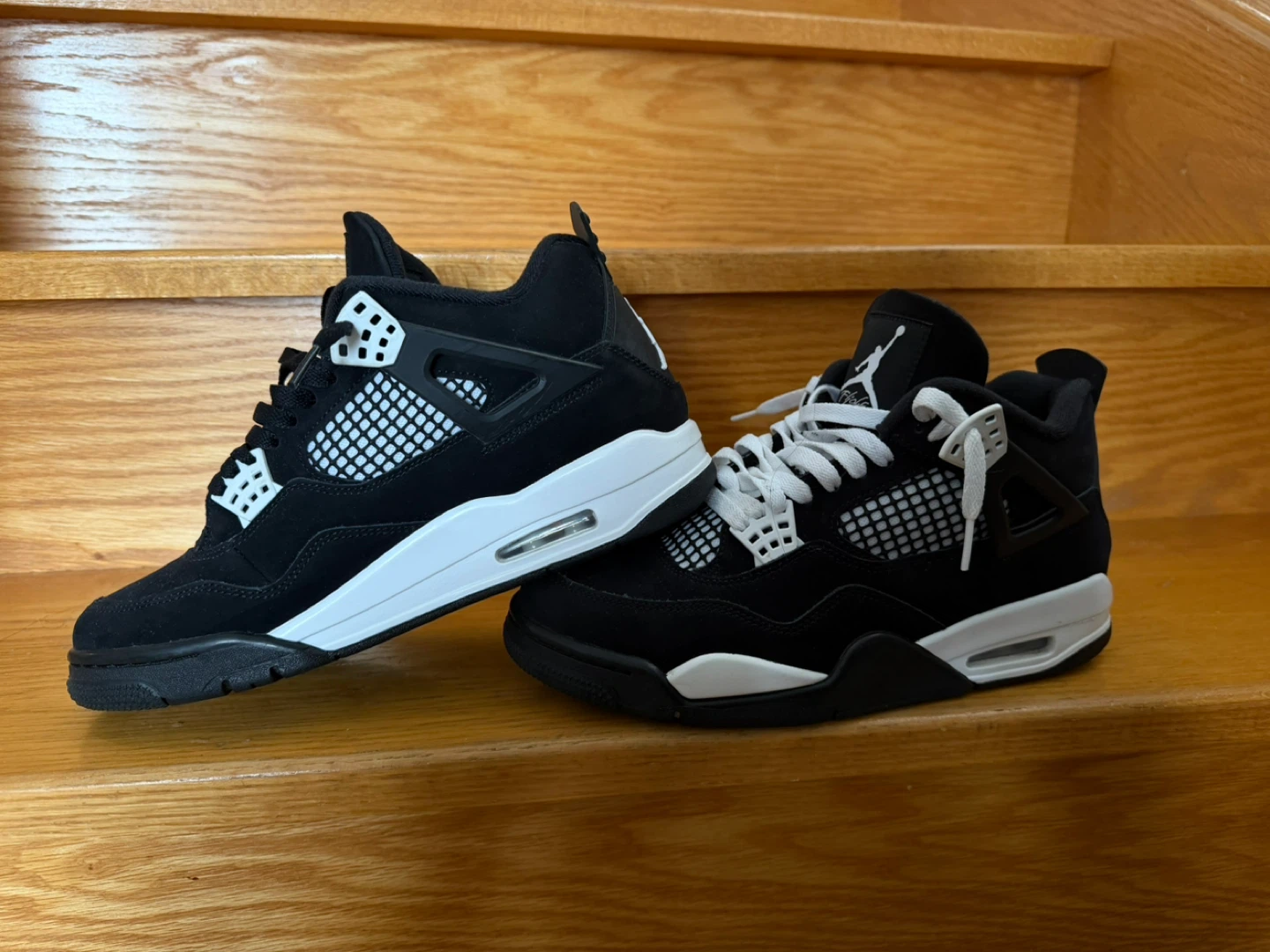 Air Jordan 4 Retro Black White