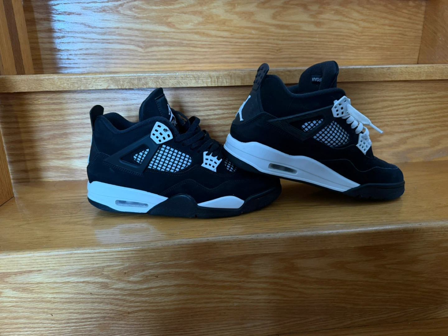 Air Jordan 4 Retro Black White - photo 3