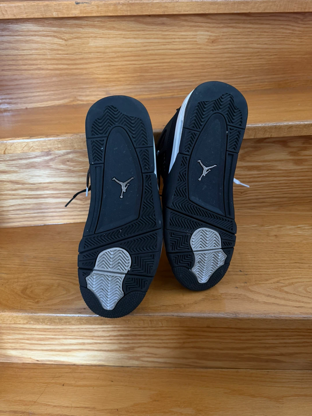 Air Jordan 4 Retro Black White - photo 2
