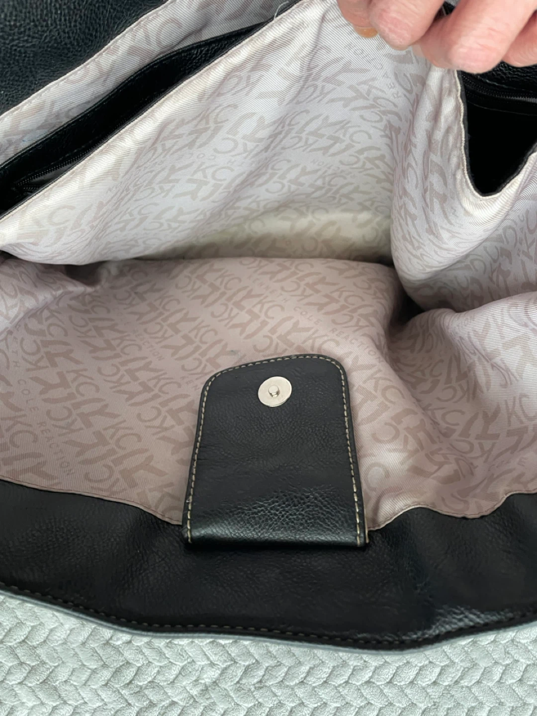 Kenneth Cole Reaction Black Faux Leather Tote Bag - photo 2