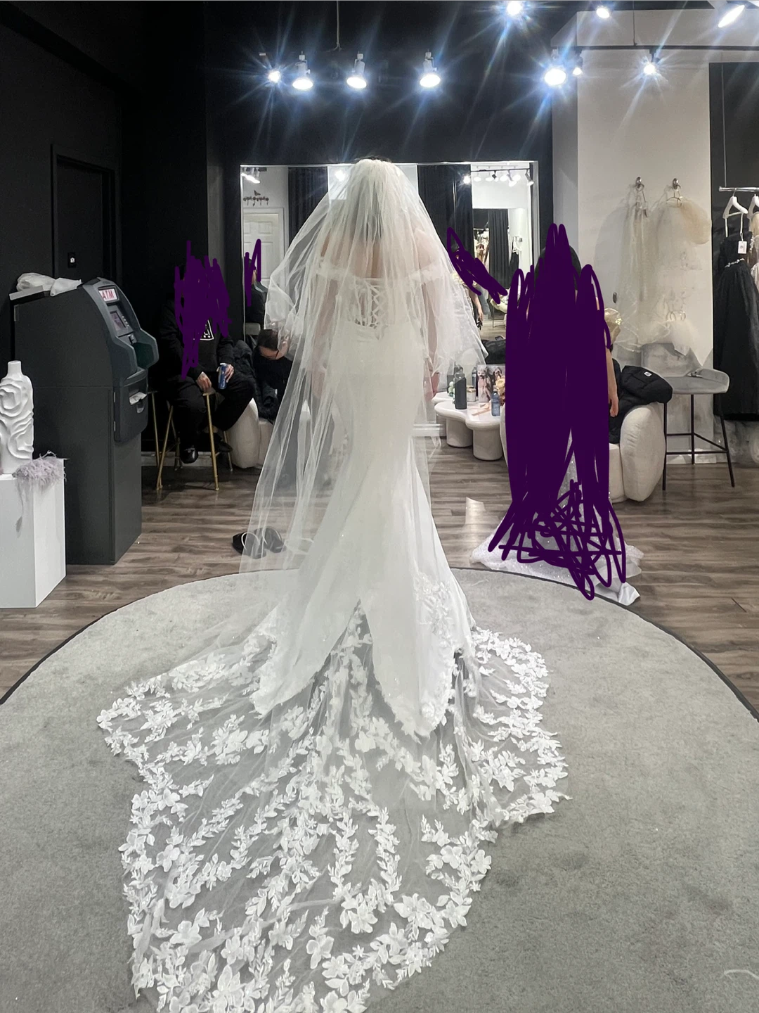 Wedding Dress without Veil - photo 2