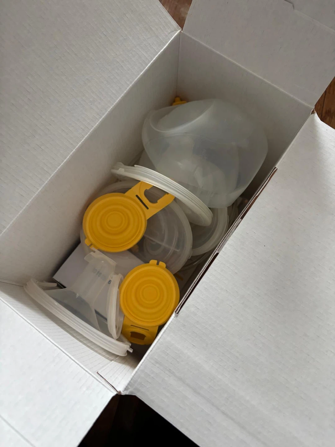 Medela Freestyle Hands-free Double Electric Breast Pump - photo 3