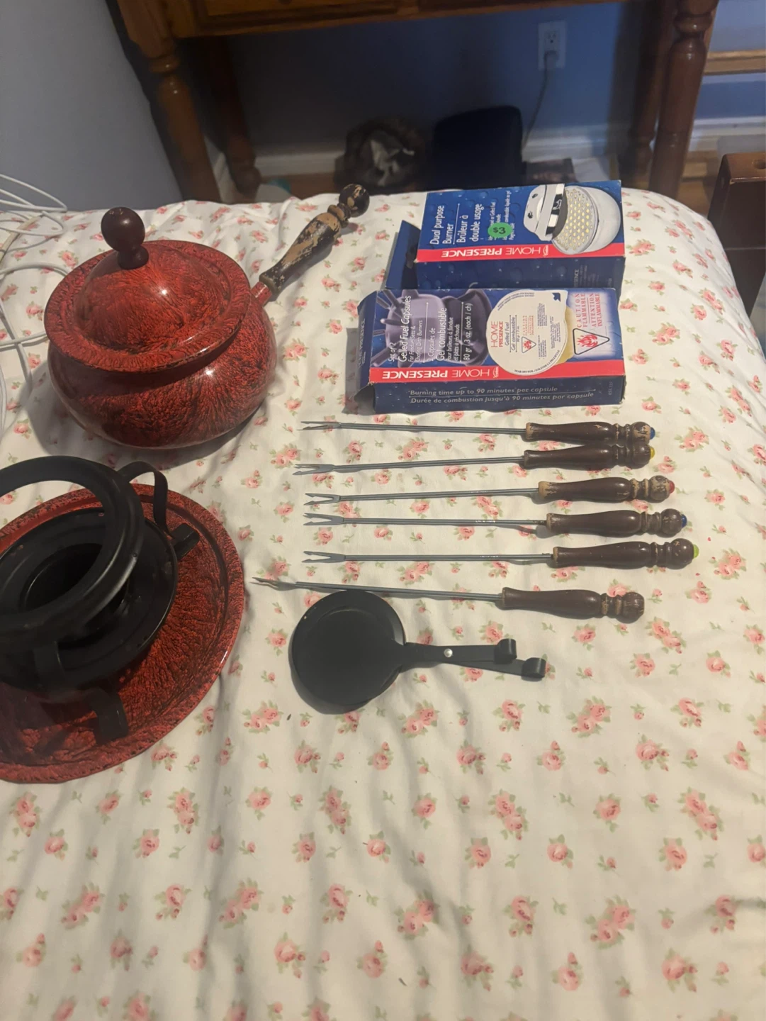 Vintage Red Fondue Pot Set with 4 Fondue Forks and Burner