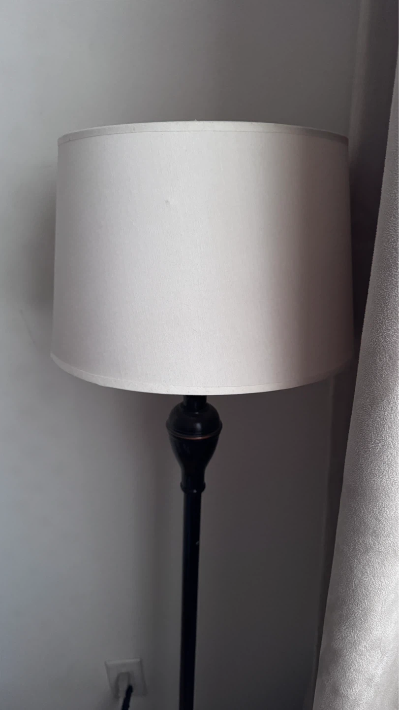 Floor Lamp with Beige Drum Shade - photo 3