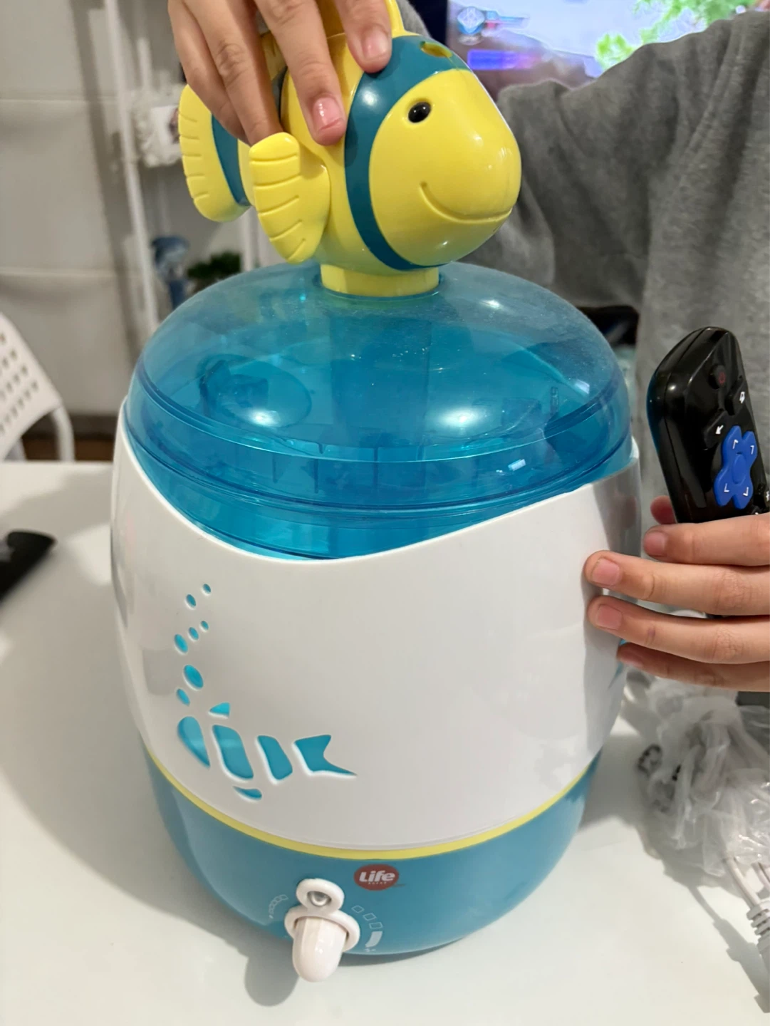 Life 2-in-1 Humidifier and Diffuser with Fish Design - photo 4