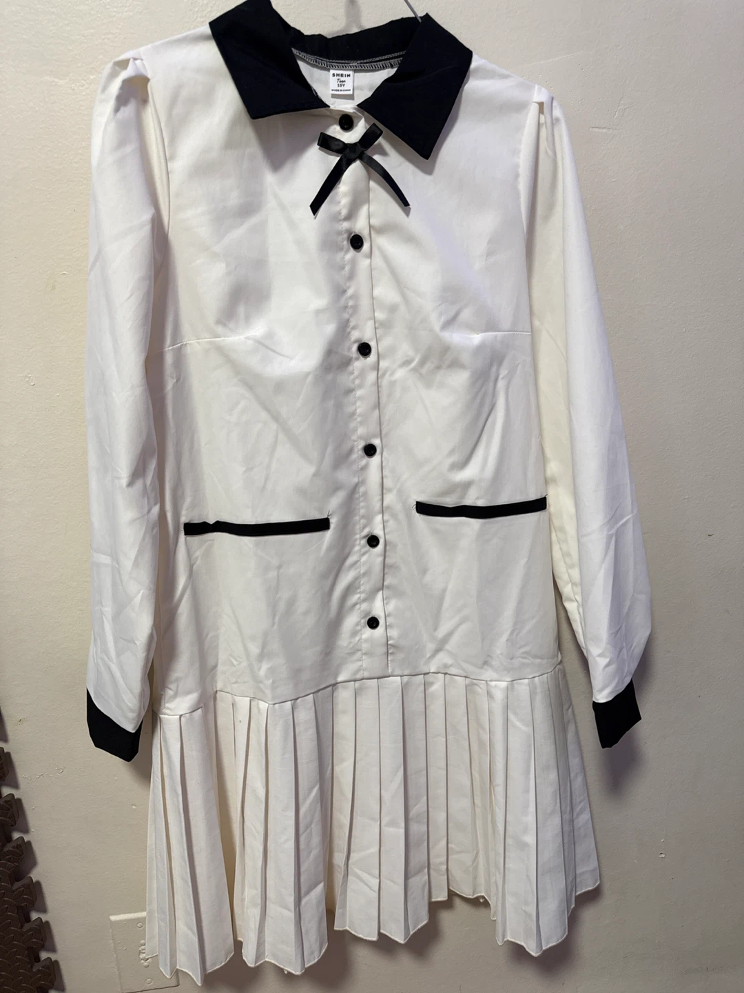 Elegant White Pleated Dress/Blouse with Black Accents