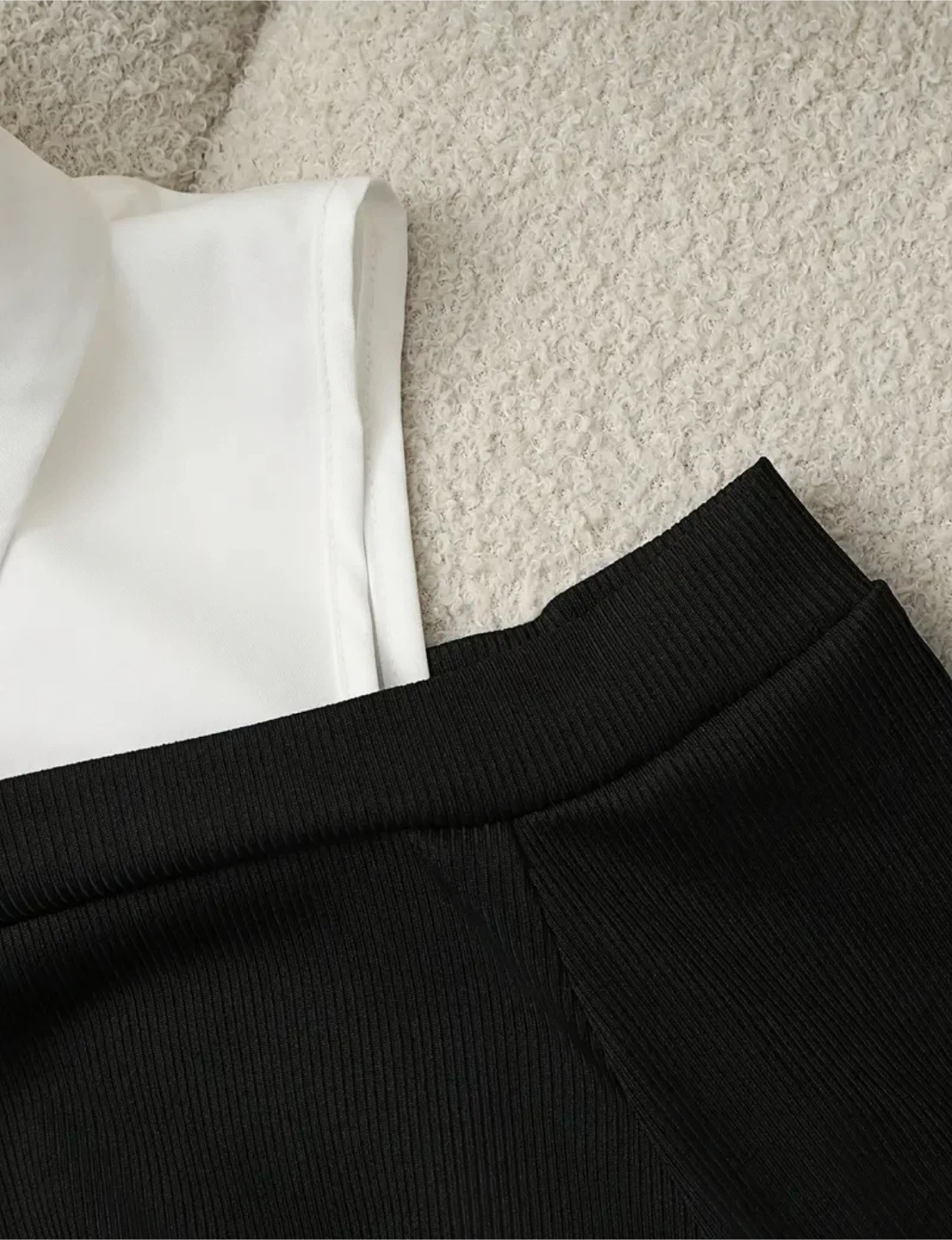 New Women's Black & White Long Sleeve Shirt - photo 3
