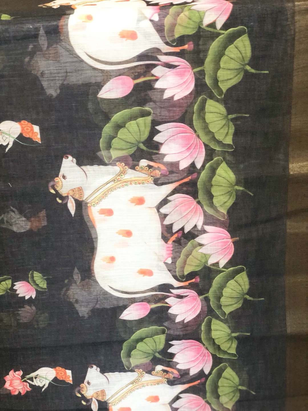 Cotton linen Saree with Cow and Lotus Print(Pichwai print) - photo 2
