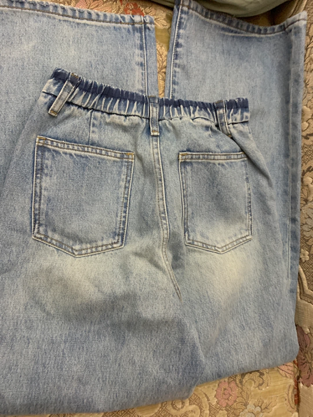 Light Wash Denim Jeans Size 27 - photo 2