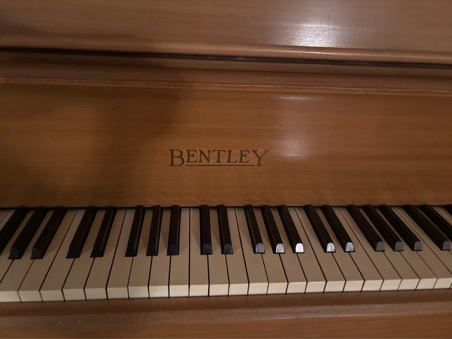 (Untuned) Bentley Upright Piano - photo 2