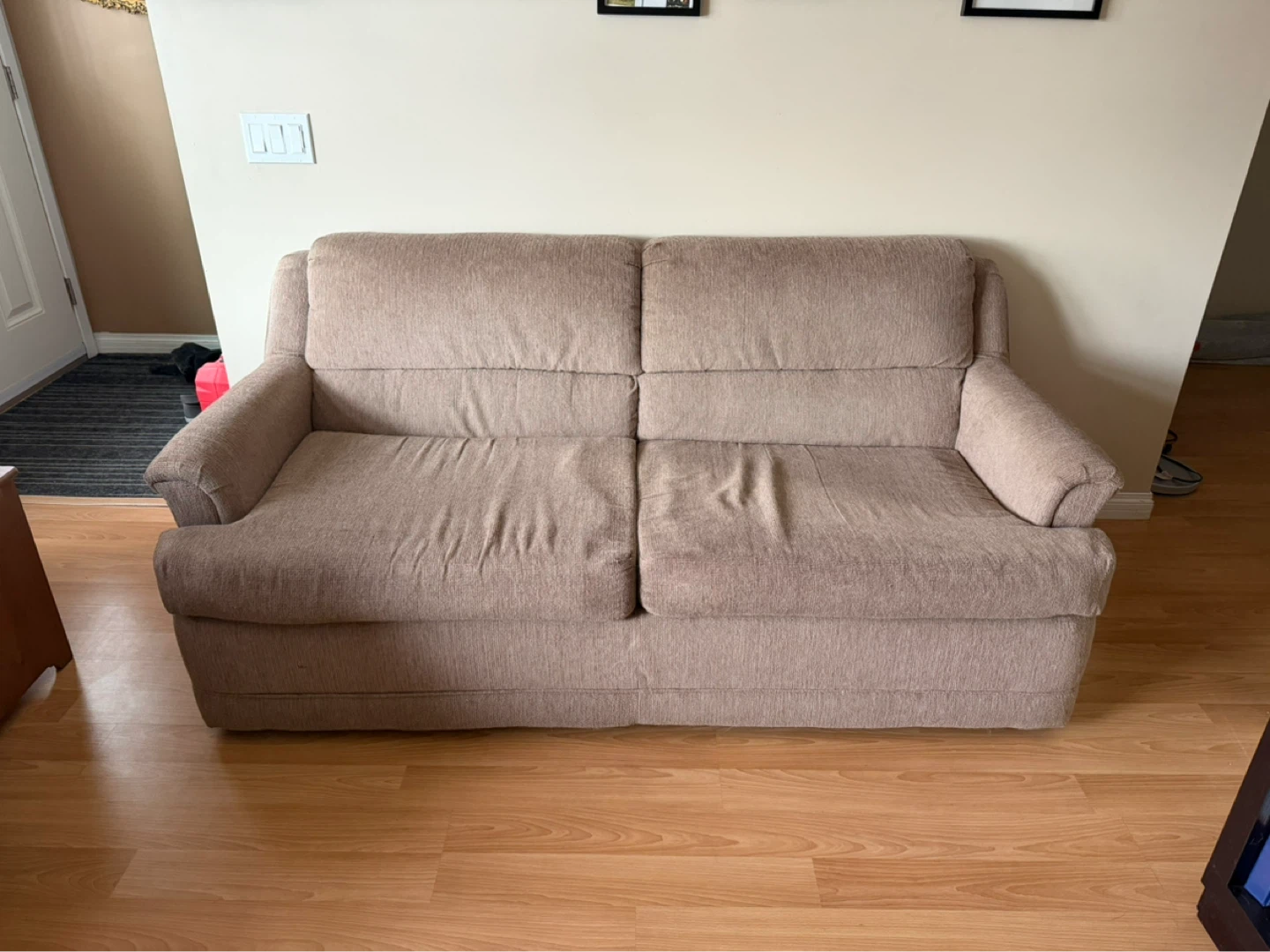 Hide a bed couch