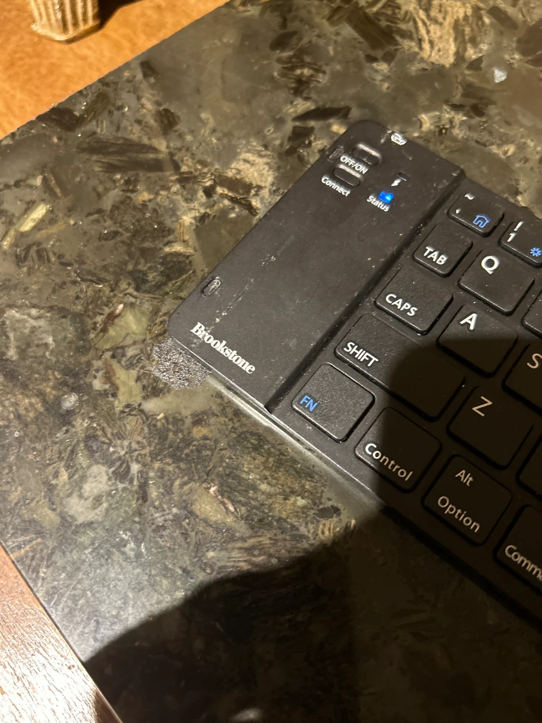 Brookstone Foldable Bluetooth Keyboard - photo 5