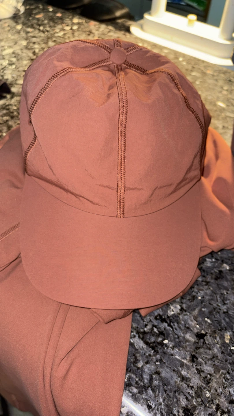 Lululemon Rise Flare Pant + Hat - photo 4