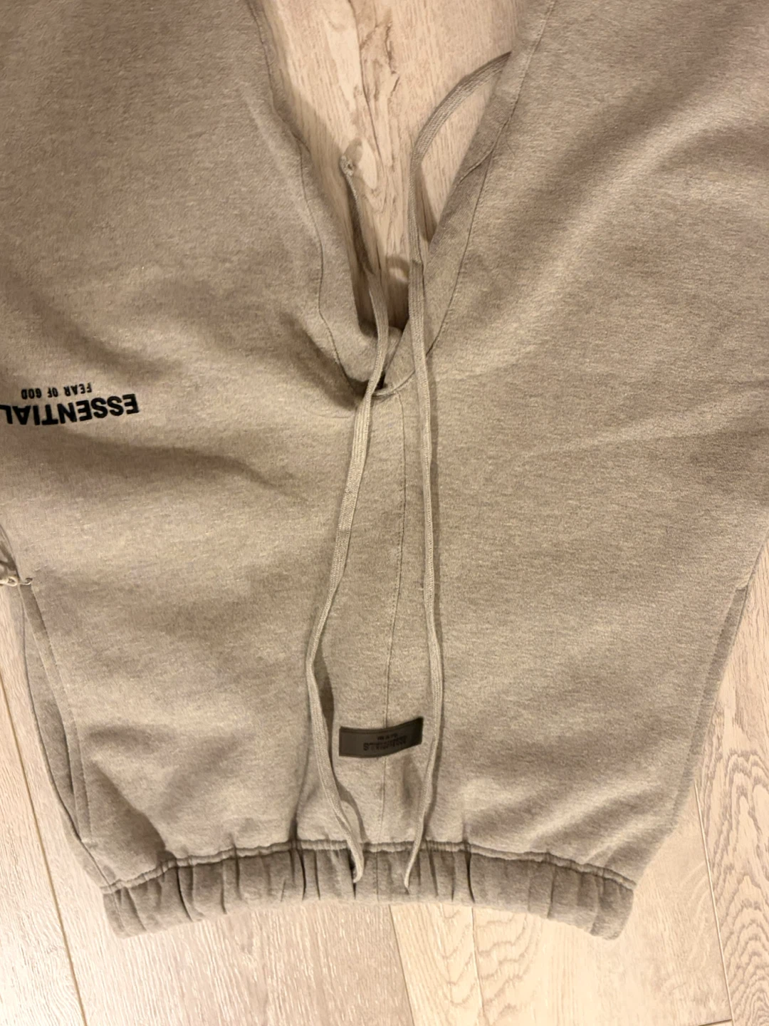 ESSENTIALS Fear of God Sweatpants - photo 4