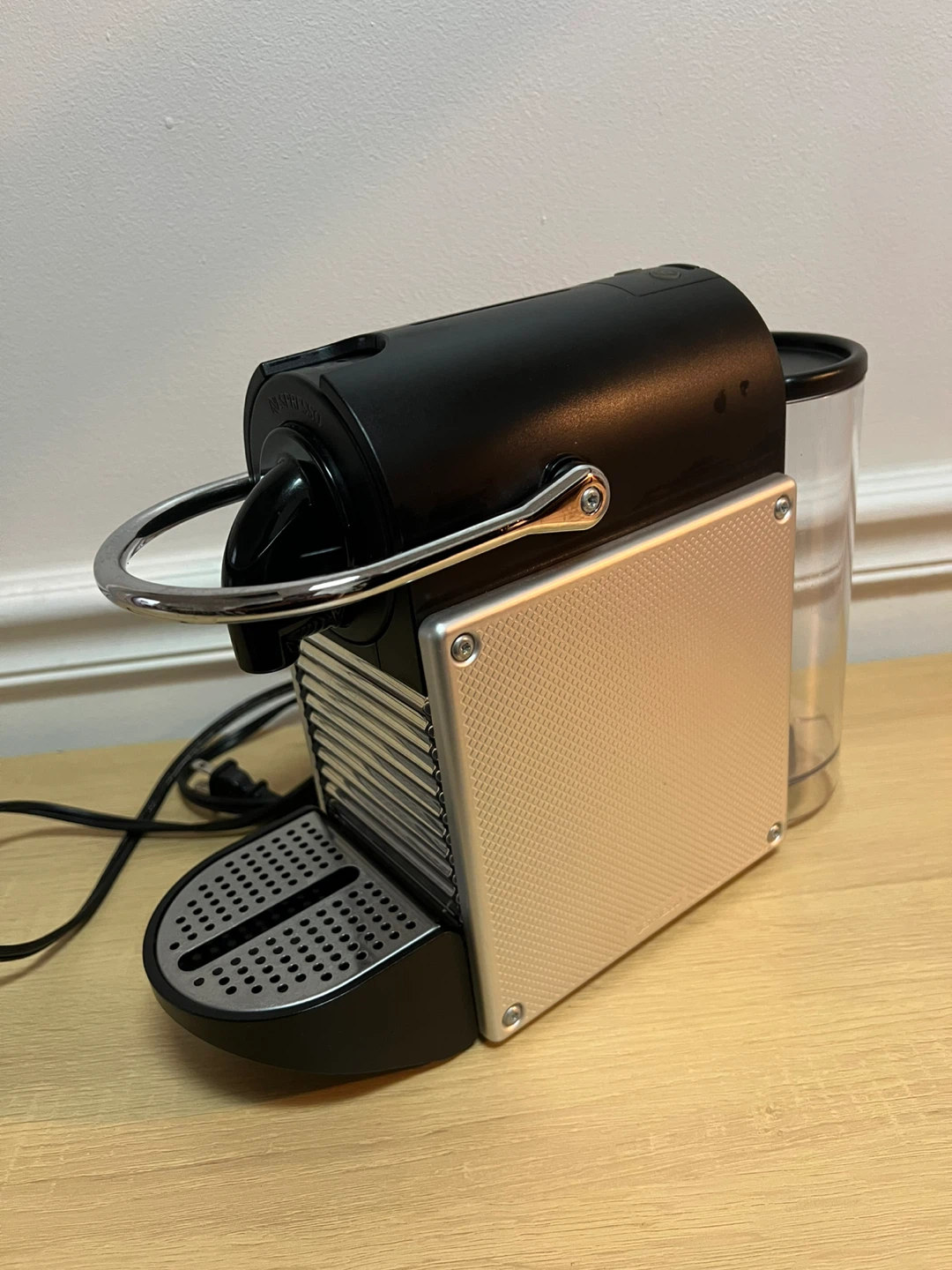 Nespresso Espresso Machine - photo 2