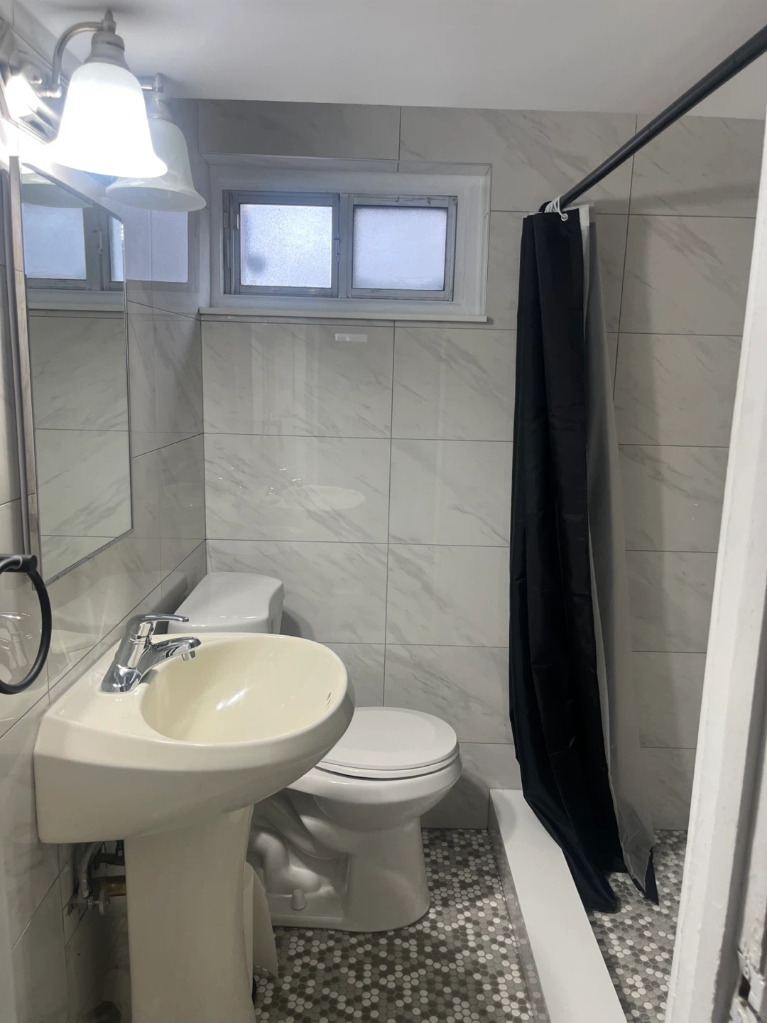 Basement for rent - photo 3