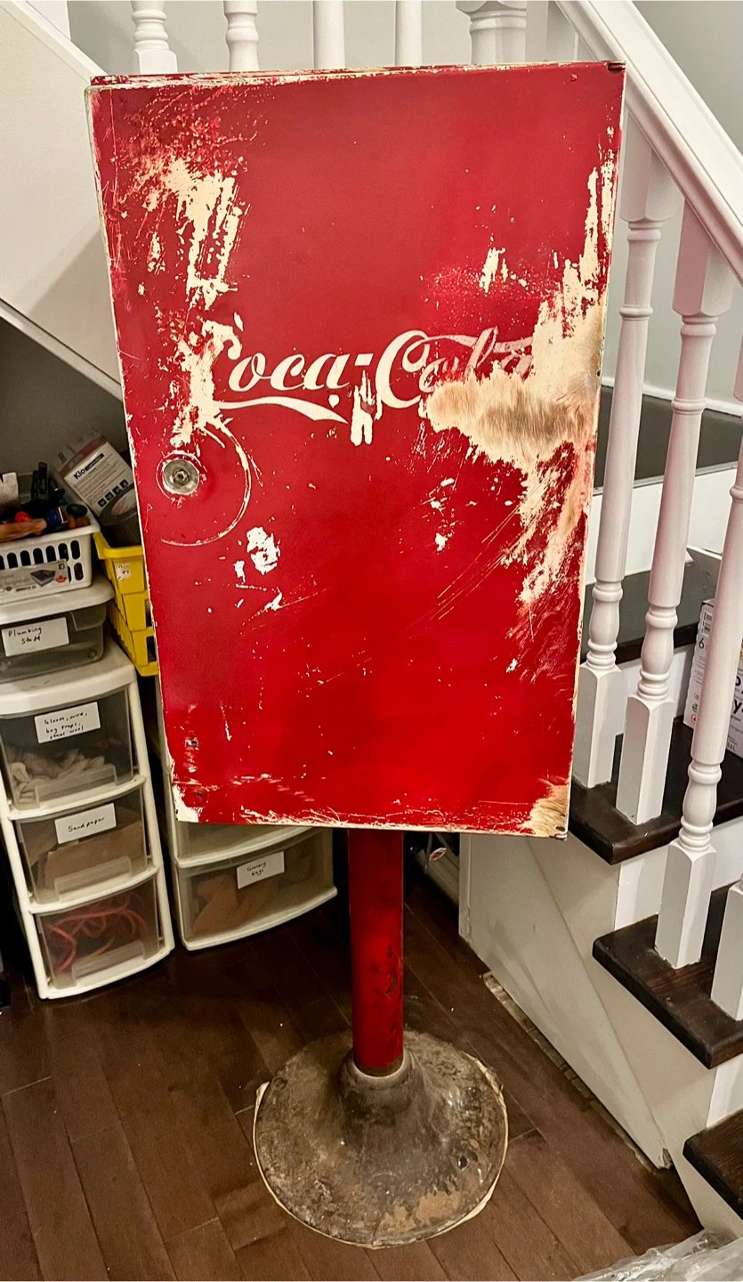 Coca-Cola Vintage Vending Machine
