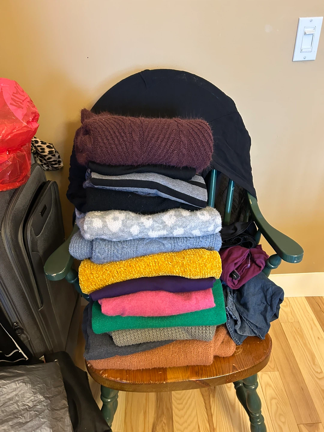 $10.00 each sweater Bundle of 10 assorted sweaters