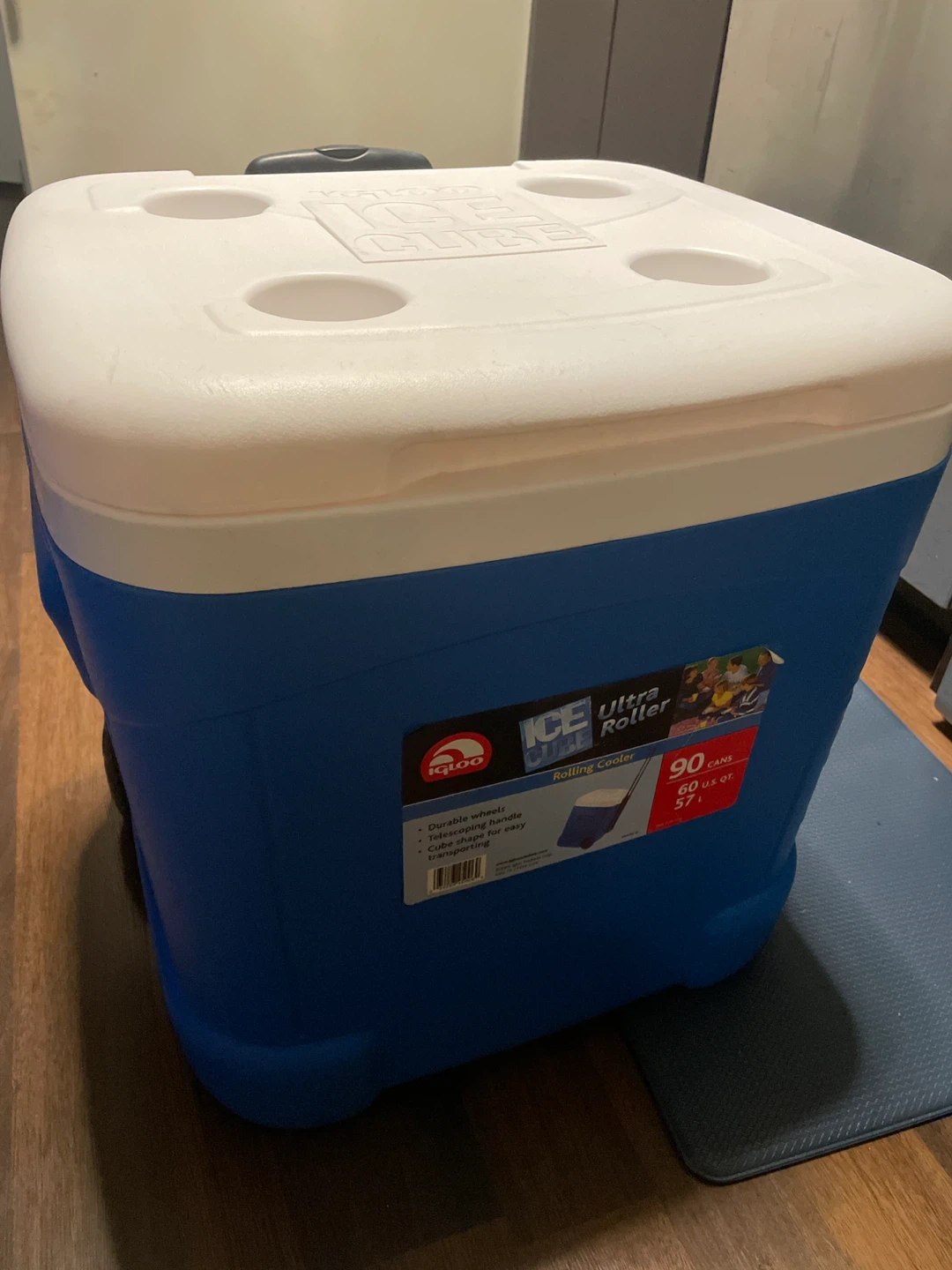 Igloo Ultra Roller Cooler 60 Qt