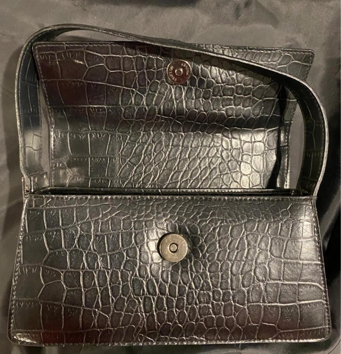 Guess Black Croc Embossed Shoulder Bag - photo 2