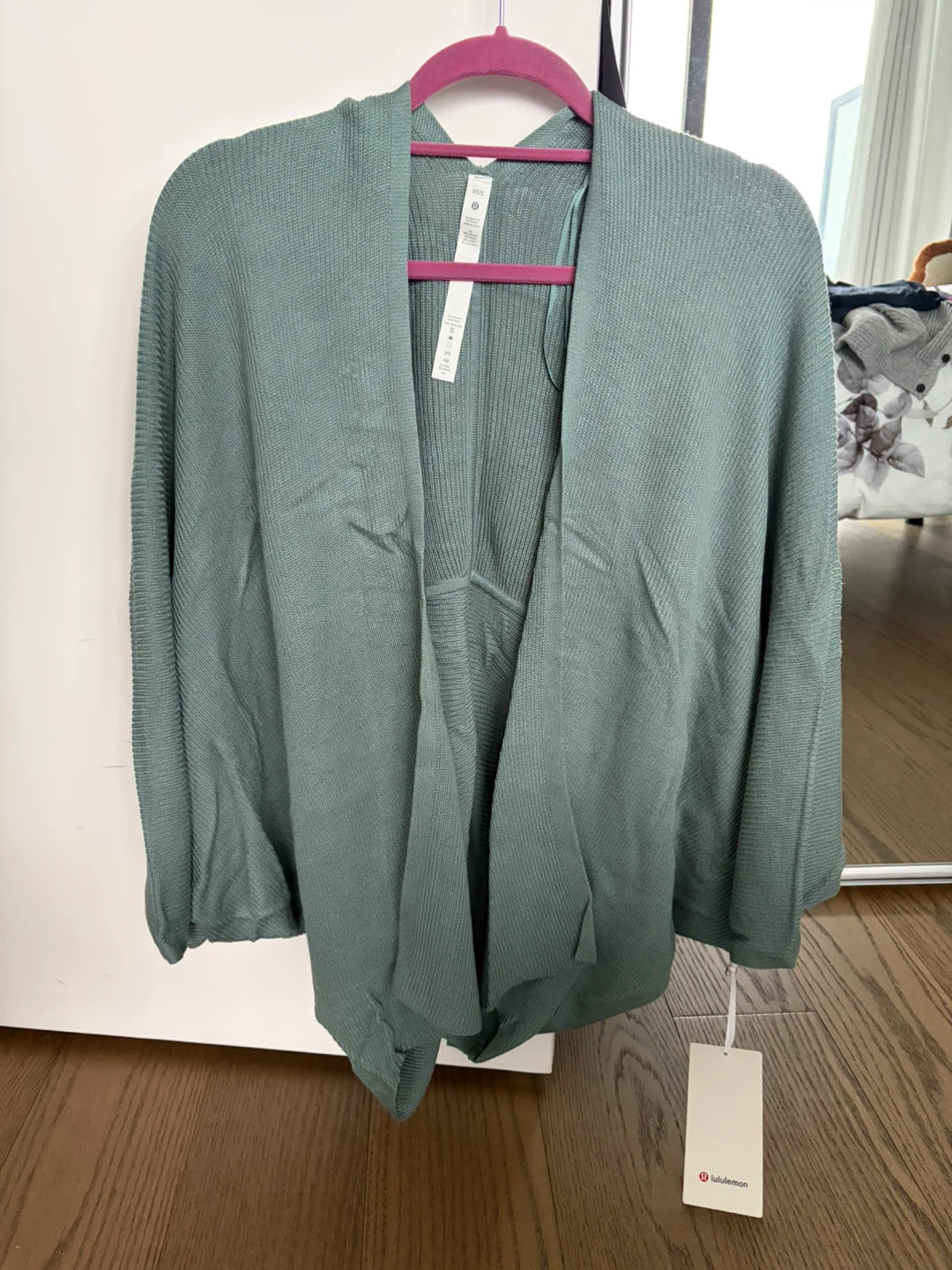 NEW Lululemon Cashlu Knit Wrap XS/S