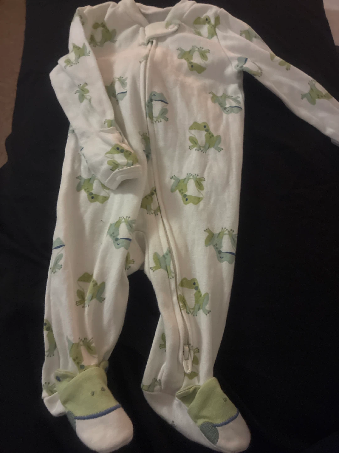 Baby Footed Pajamas - Frog Print