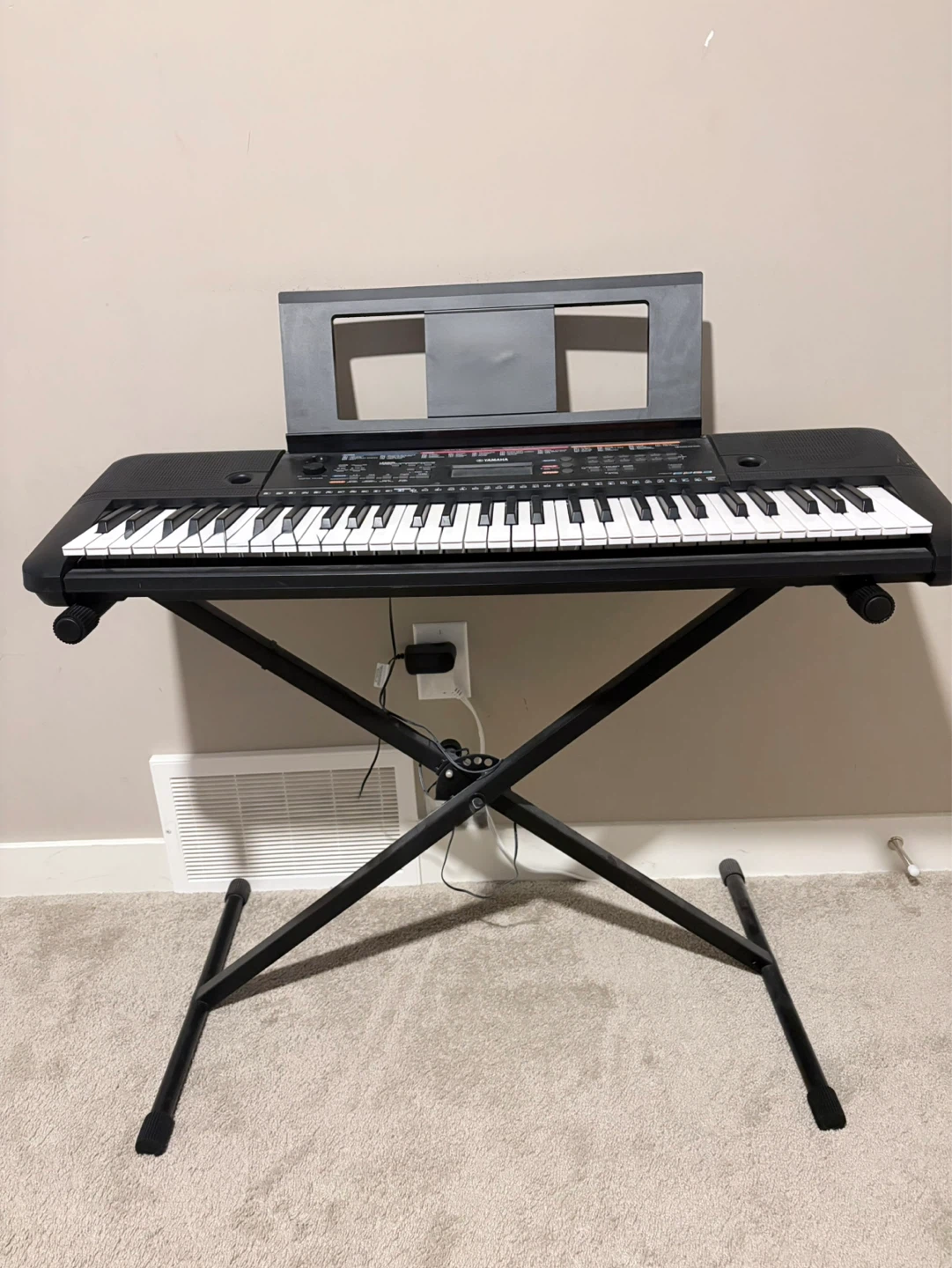 Yamaha Electronic Keyboard with Stand