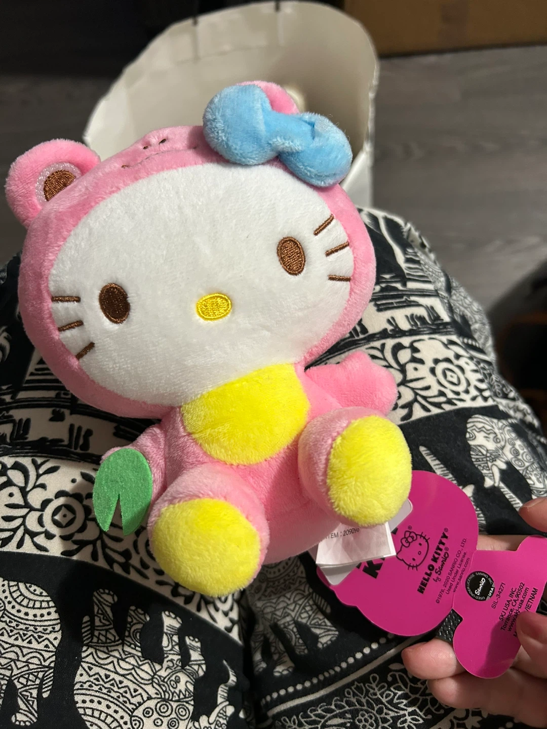 Hello Kitty & cute Plush Toys - photo 2