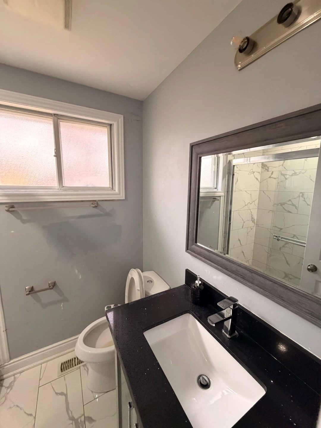 1room house for rent steel and dixie rd - photo 4