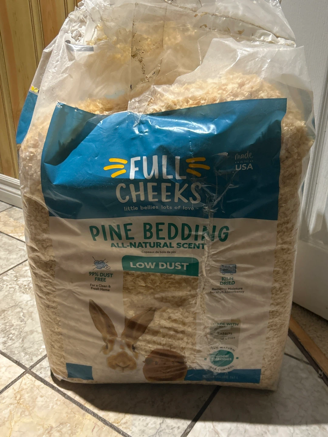 Full Cheeks Pine Bedding All-Natural Scent Low Dust