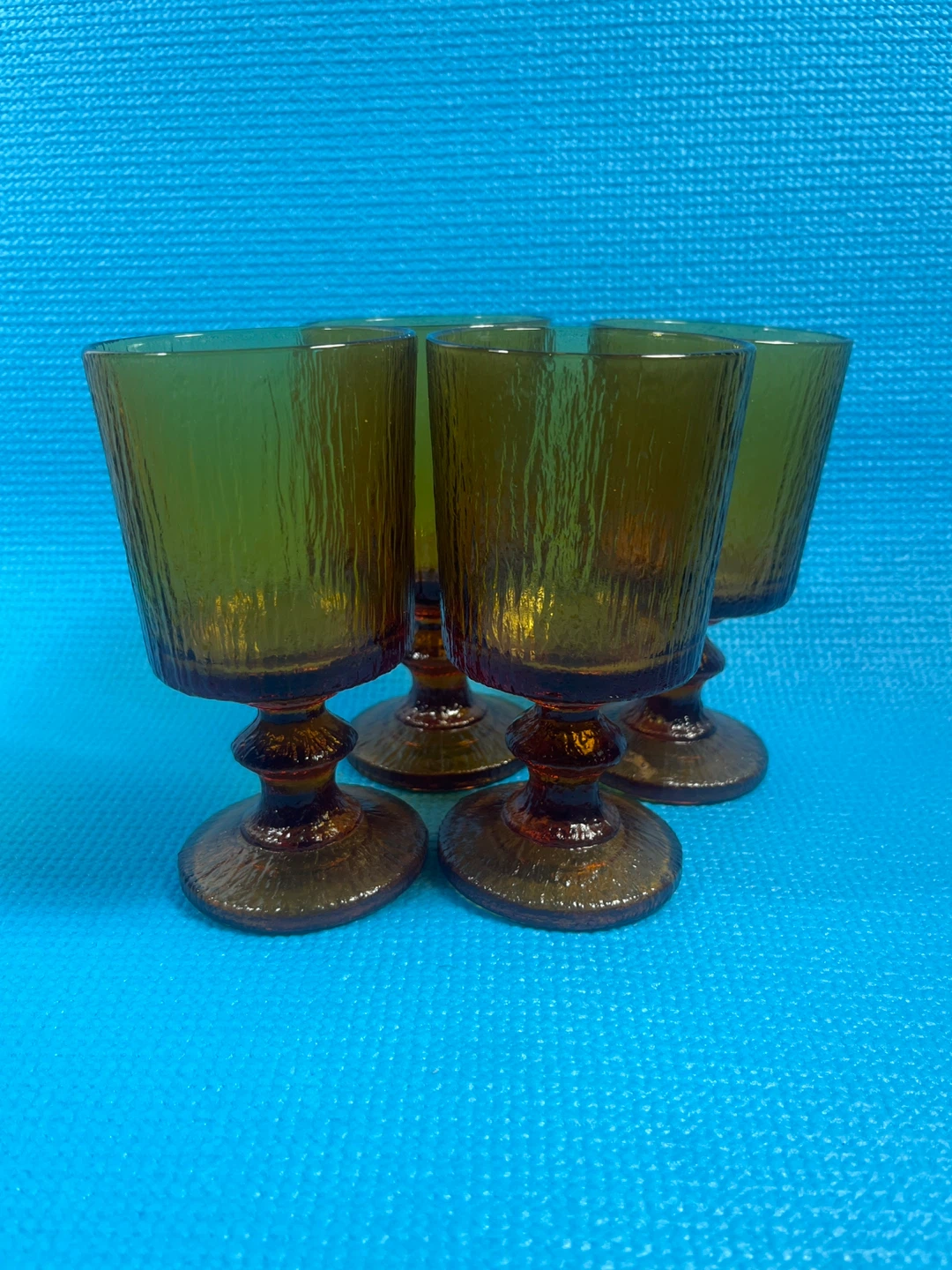 Vintage MCM Olive Green Goblet Set & Matching Floral Vase 5 pcs - photo 2