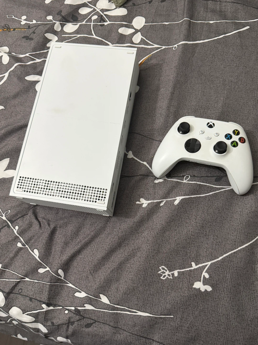 Xbox Series S Console with Controller - photo 4