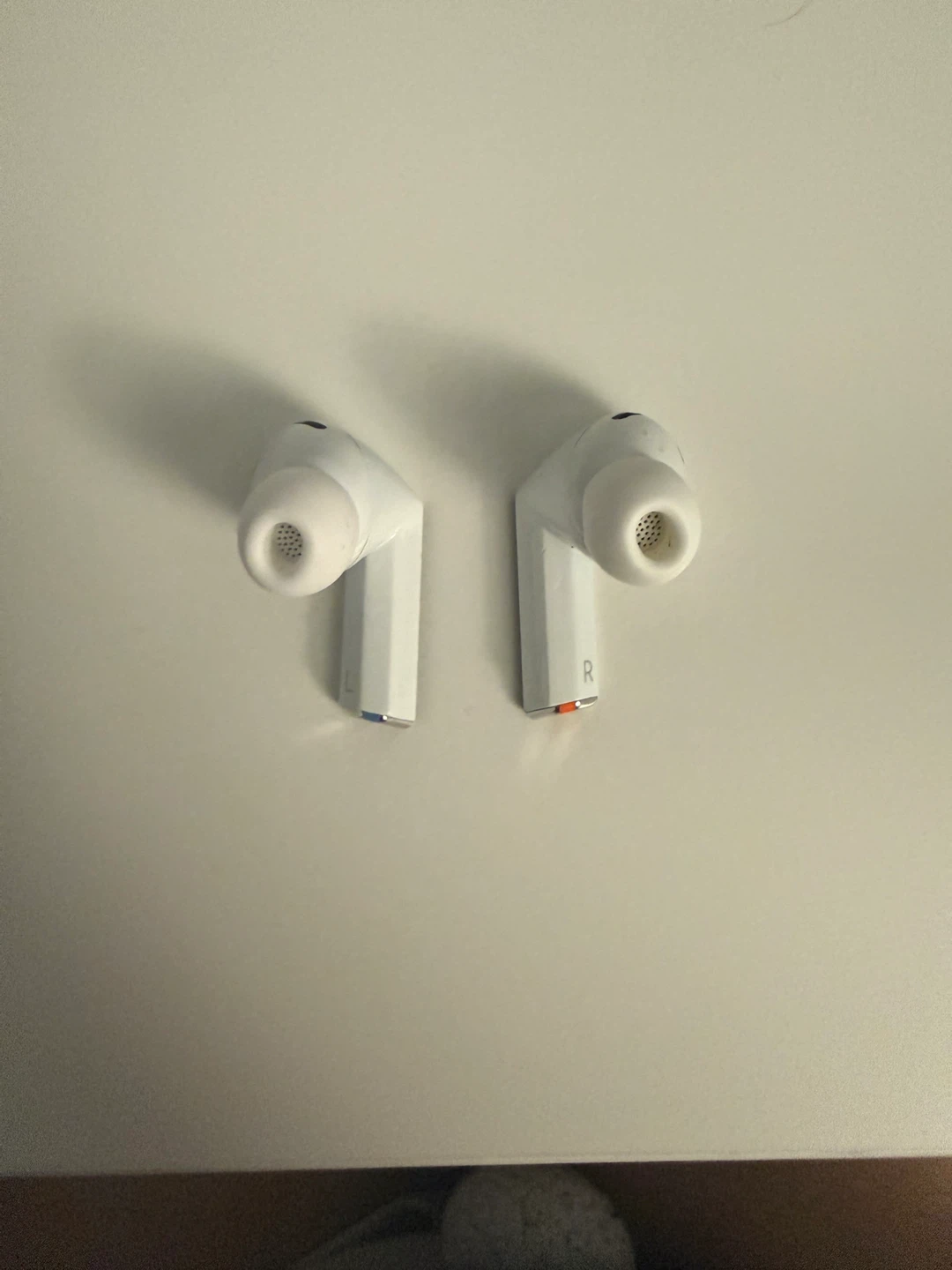 Samsung buds 3 pro without case - photo 3