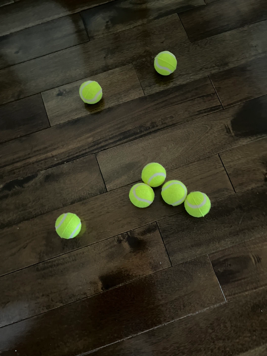 7 Tennis Balls brand new