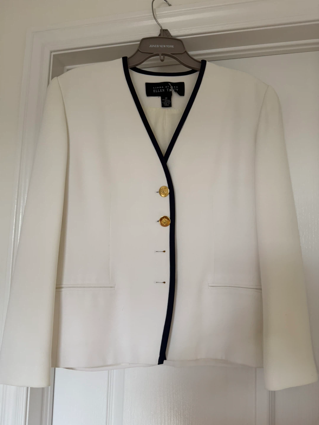 White Ellen Tracy Blazer with Navy Trim