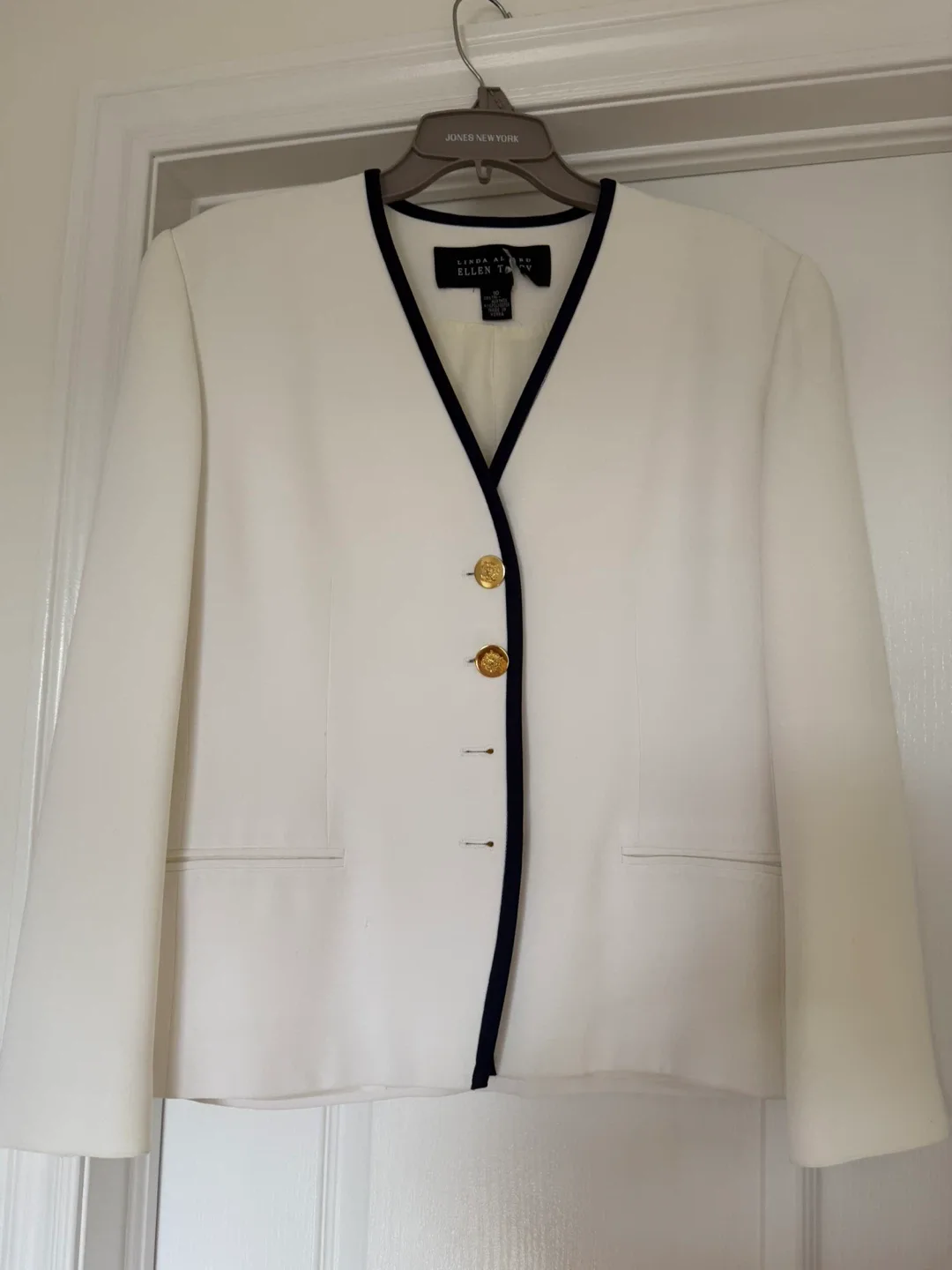 White Ellen Tracy Blazer with Navy Trim