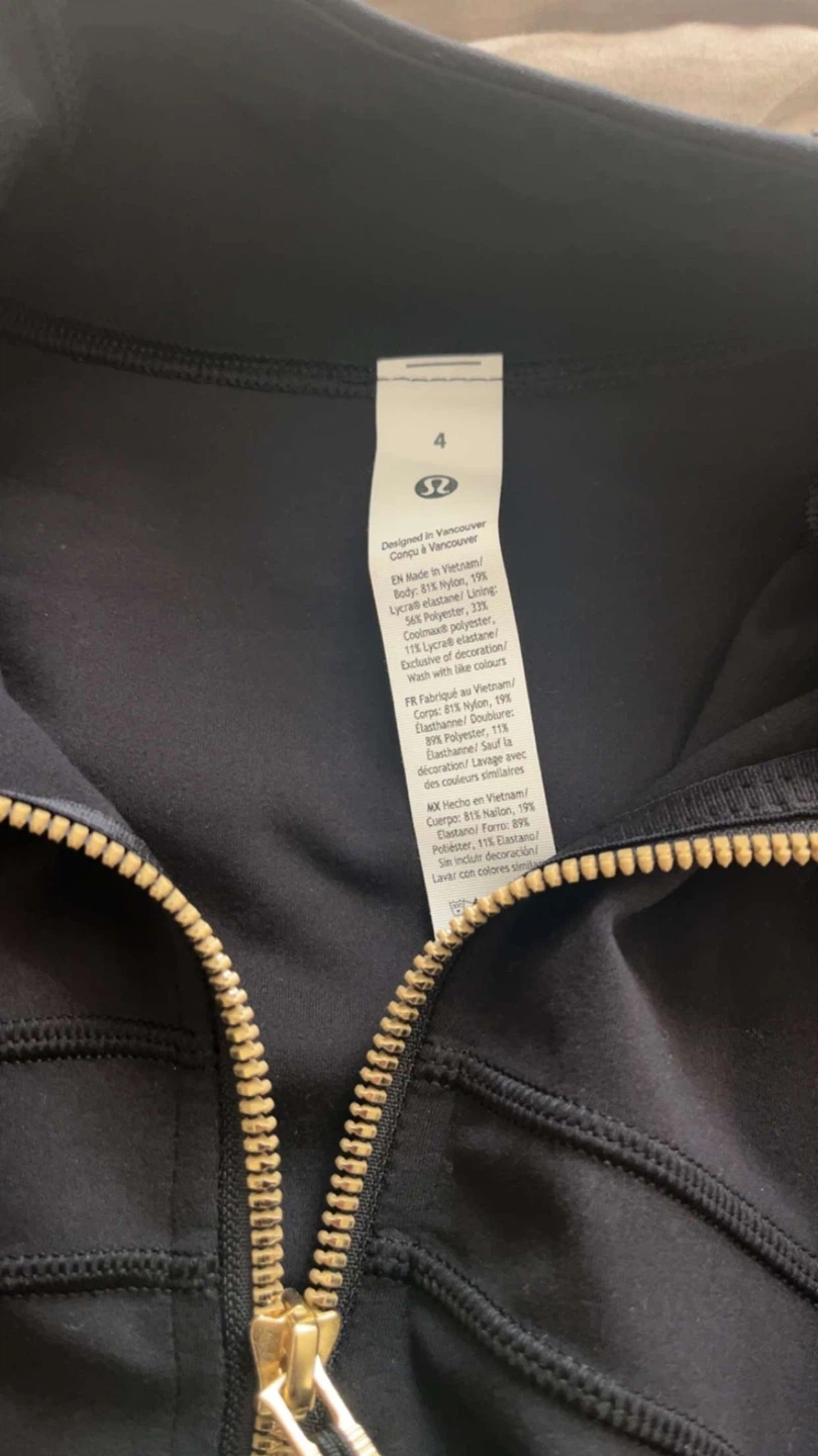 Lululemon Jacket Size 4 - photo 3