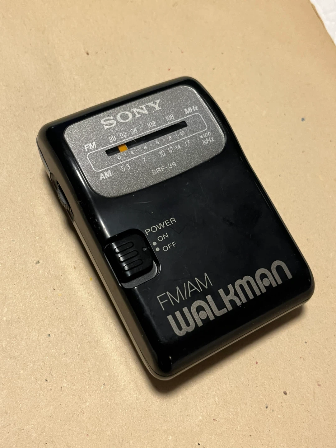 Sony Walkman SRF-39 AM/FM Radio