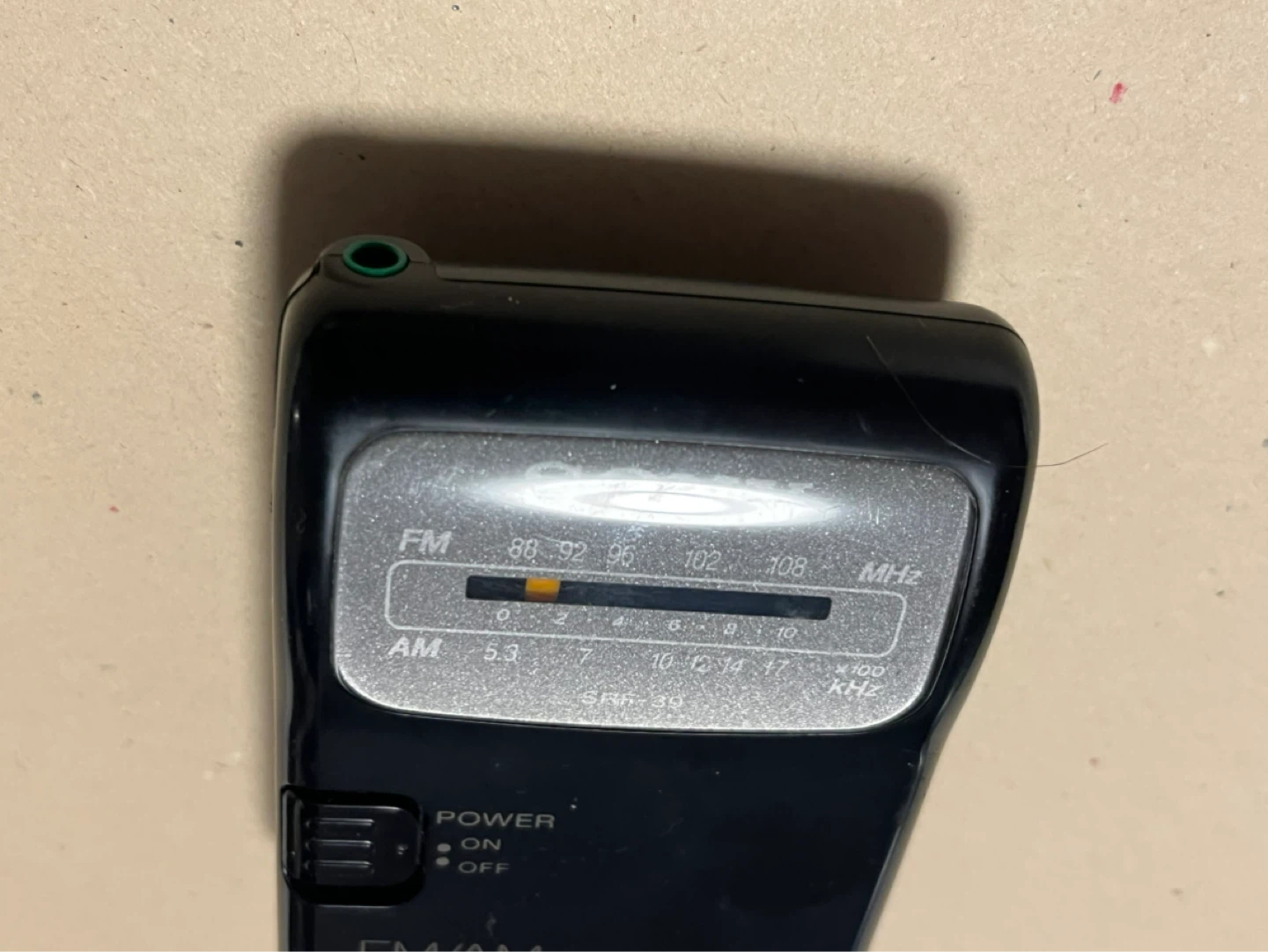 Sony Walkman SRF-39 AM/FM Radio - photo 4