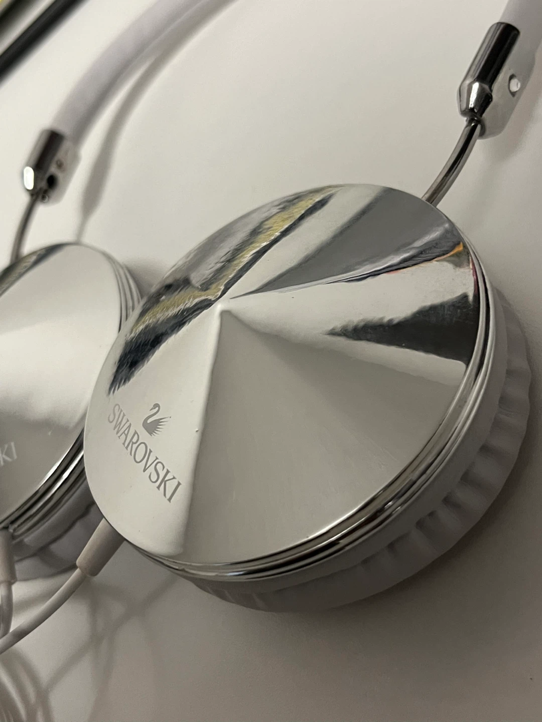 Swarovski Headphones - White/Silver - photo 3