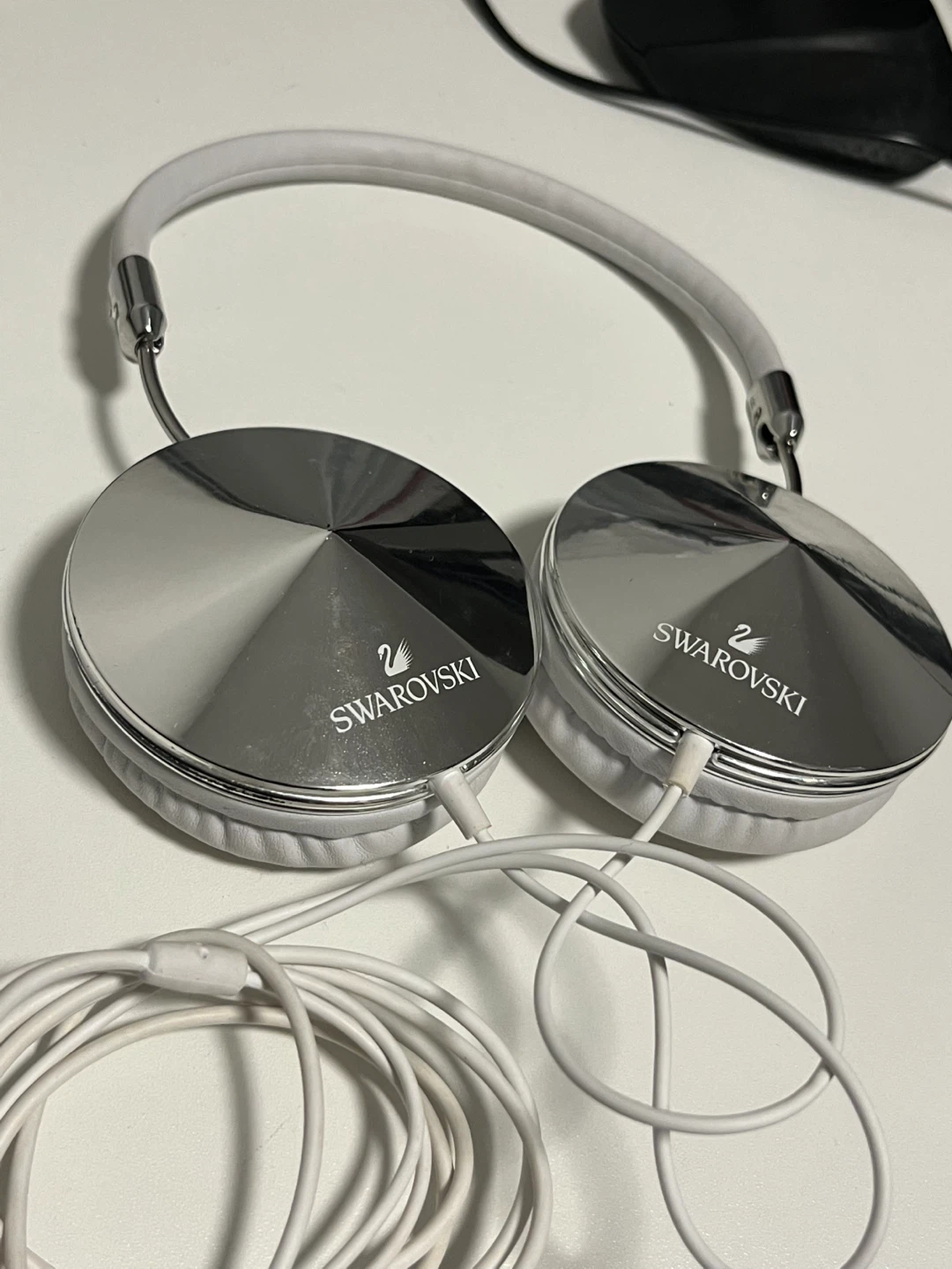 Swarovski Headphones - White/Silver