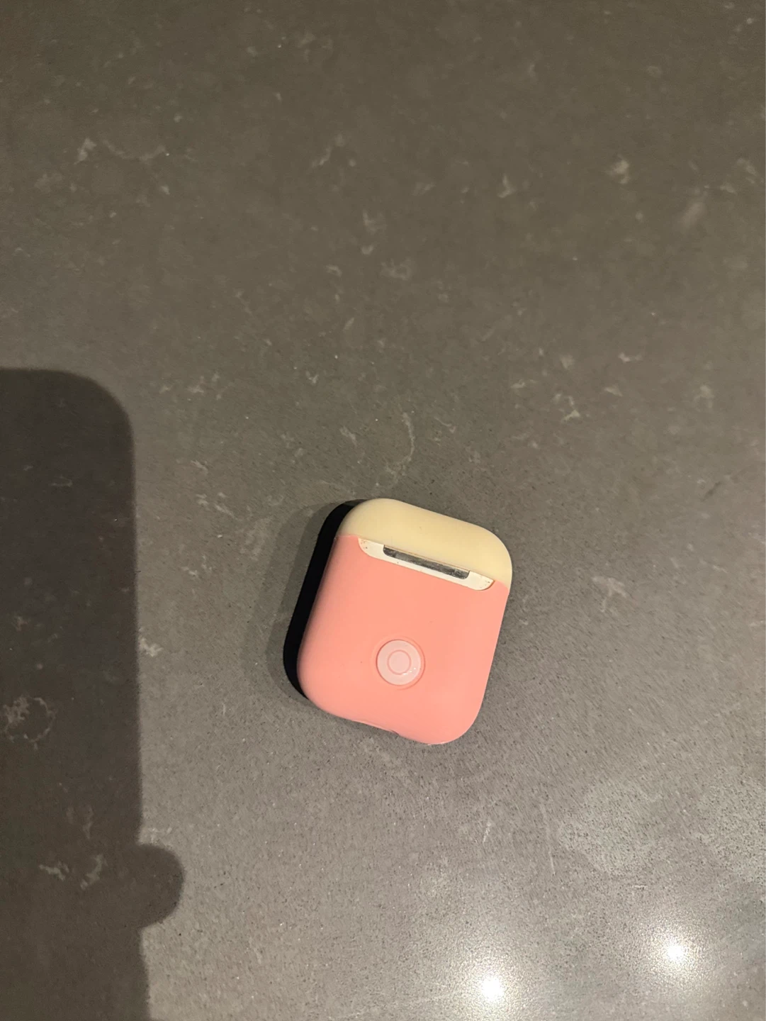 Apple AirPods with Charging Case - photo 2