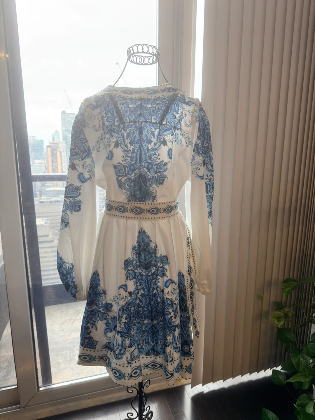 White and Blue Patterned Dress with Belt - photo 4