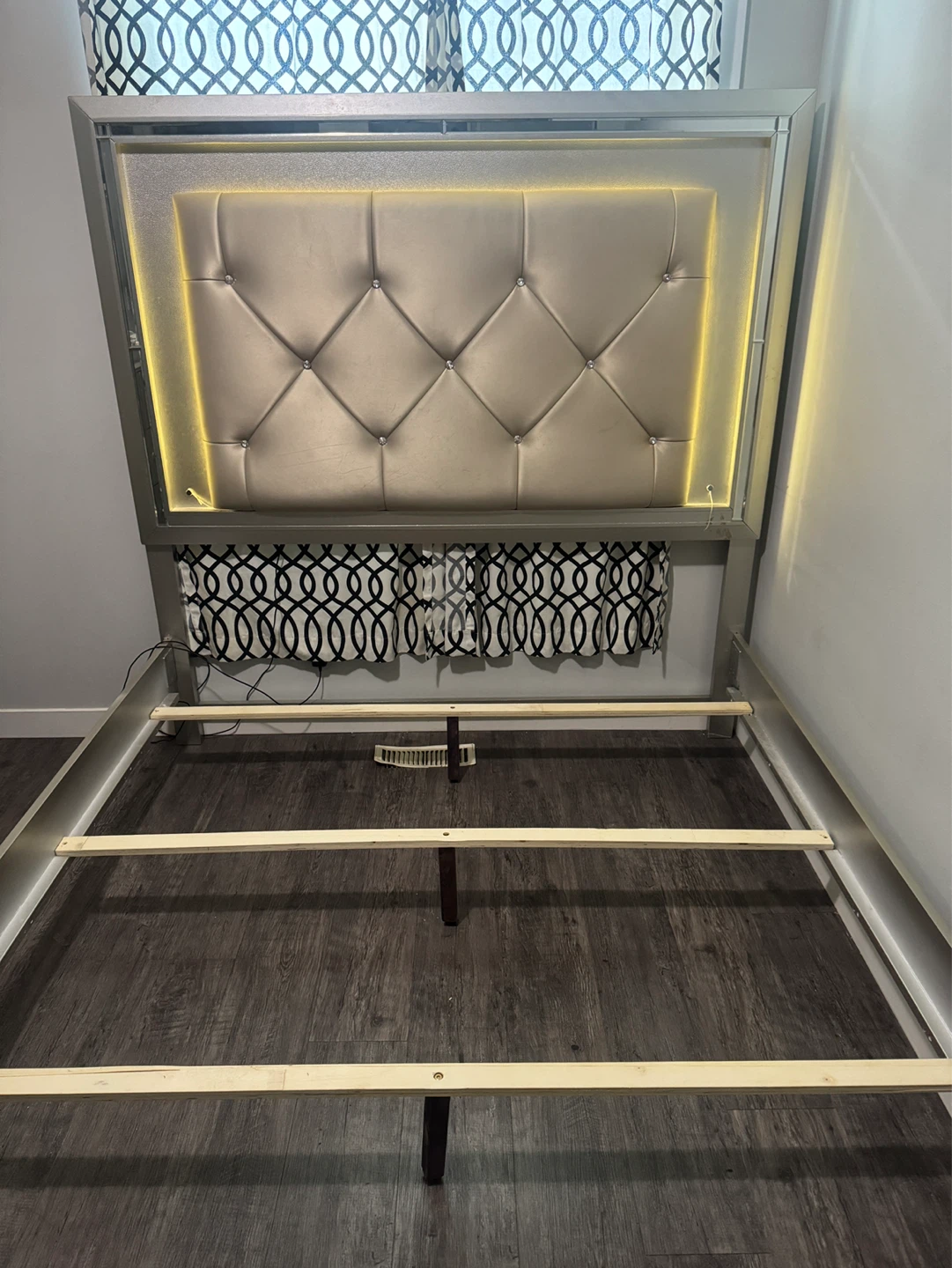 Modern Queen Bed Frame with Tufted Headboard and LED Lights