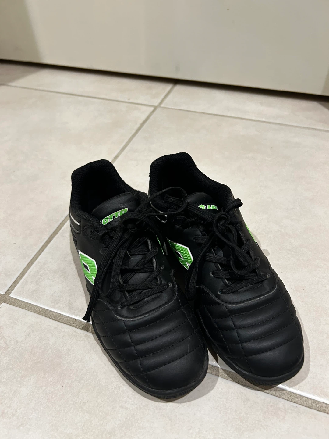 Lotto Ultra Press Soccer Cleats