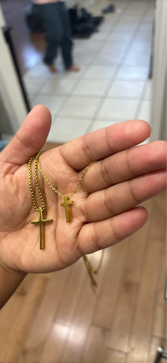 18K Gold Cross Necklace - photo 3