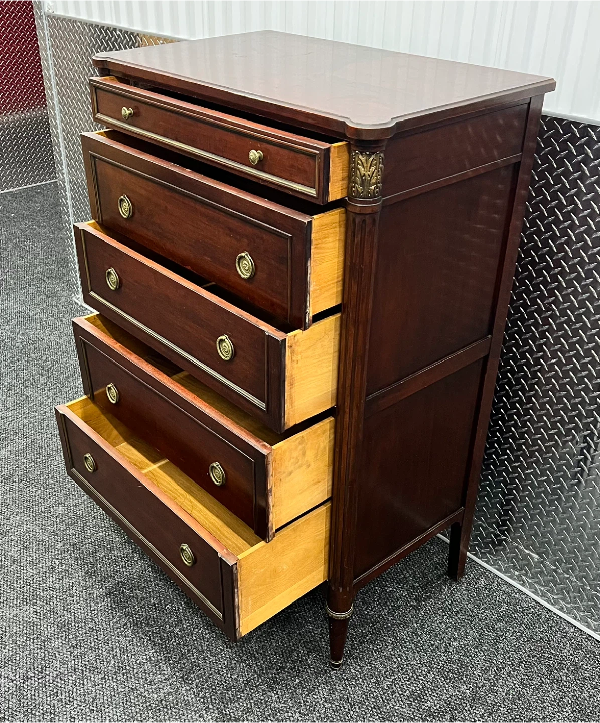 John-Widdicomb Co. "The Widdicomb" Dresser (FREE DELIVERY) - photo 3