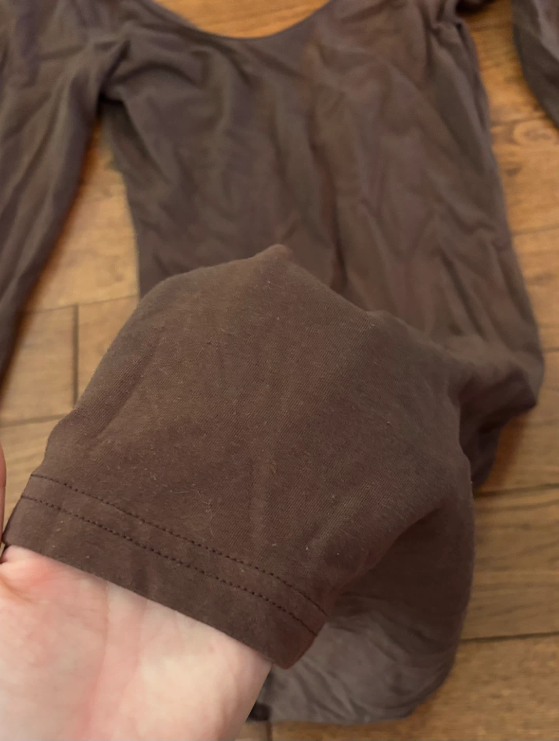 Brown long-sleeve dress - photo 3