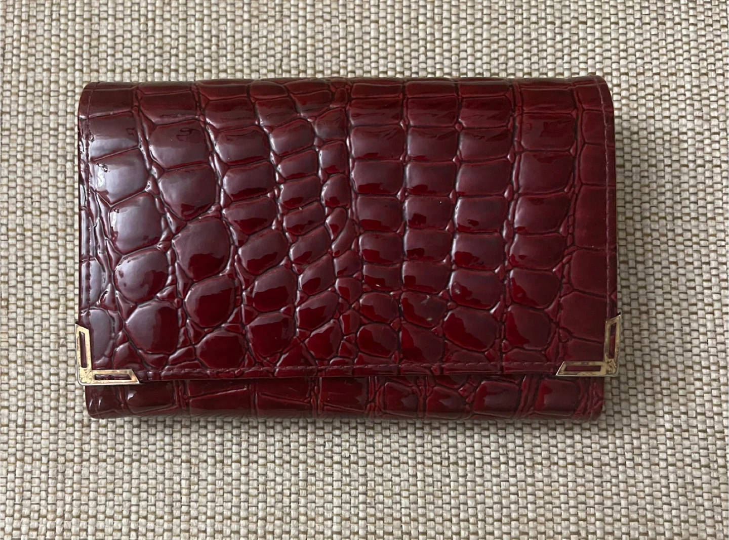 🌱 Women's Crocodile Embossed Wallet - Burgundy