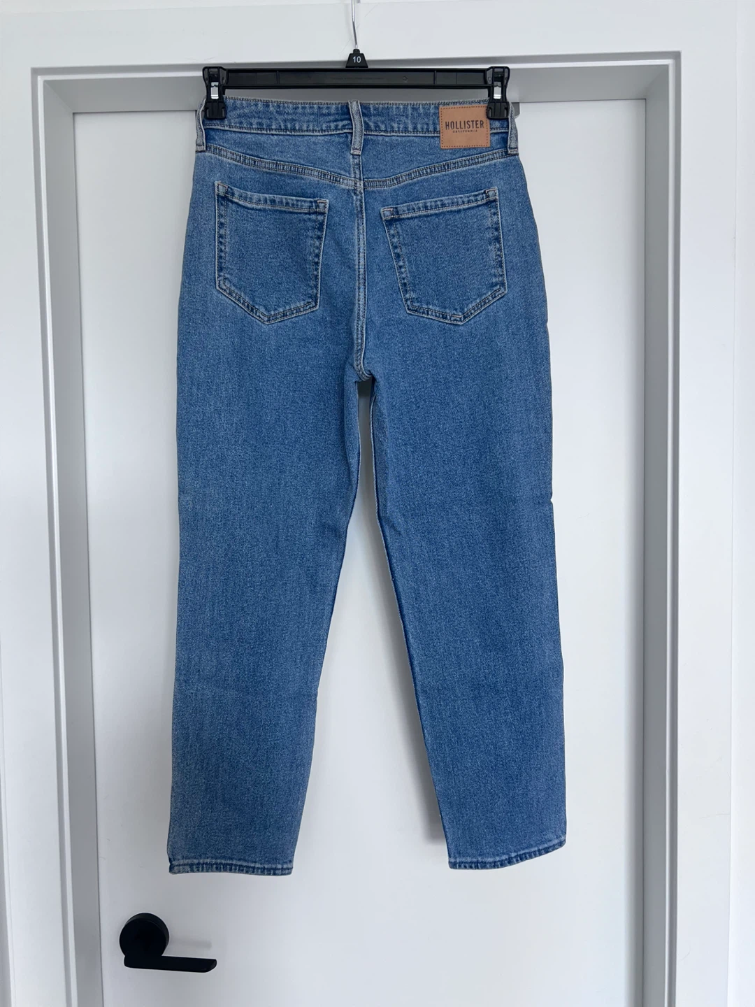 Hollister Ultra High-Rise Mom Jeans Size 27W 27L - photo 2